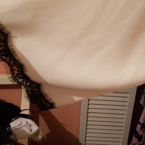 Tunic - Picture 4 of 4